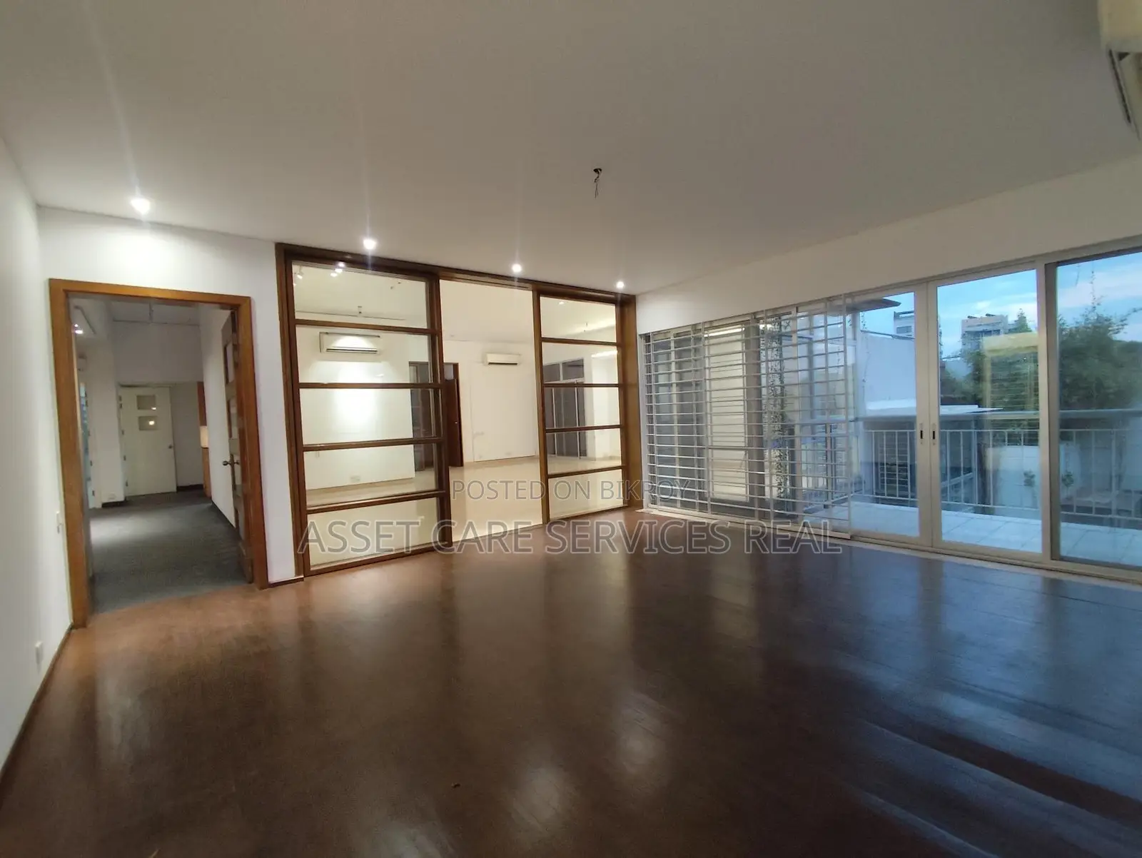 Duplex 7500-Sqft 5Bed Luxurious Penthouse Rent In North Gulshan in Gulshan