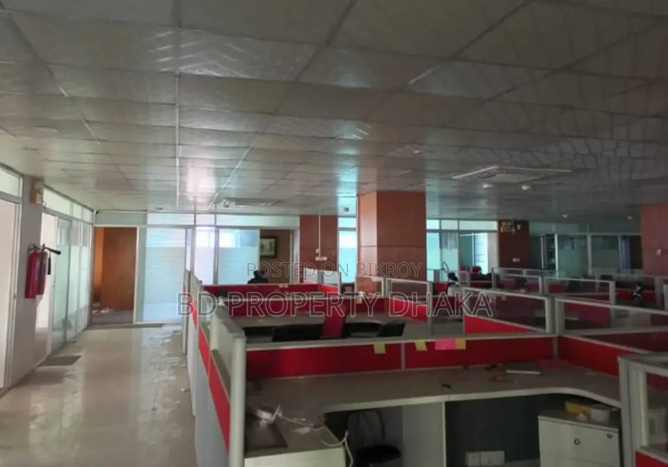 8020 Sqft Furnished Open Commercial Space for Rent in Gulshan Avenue in Gulshan