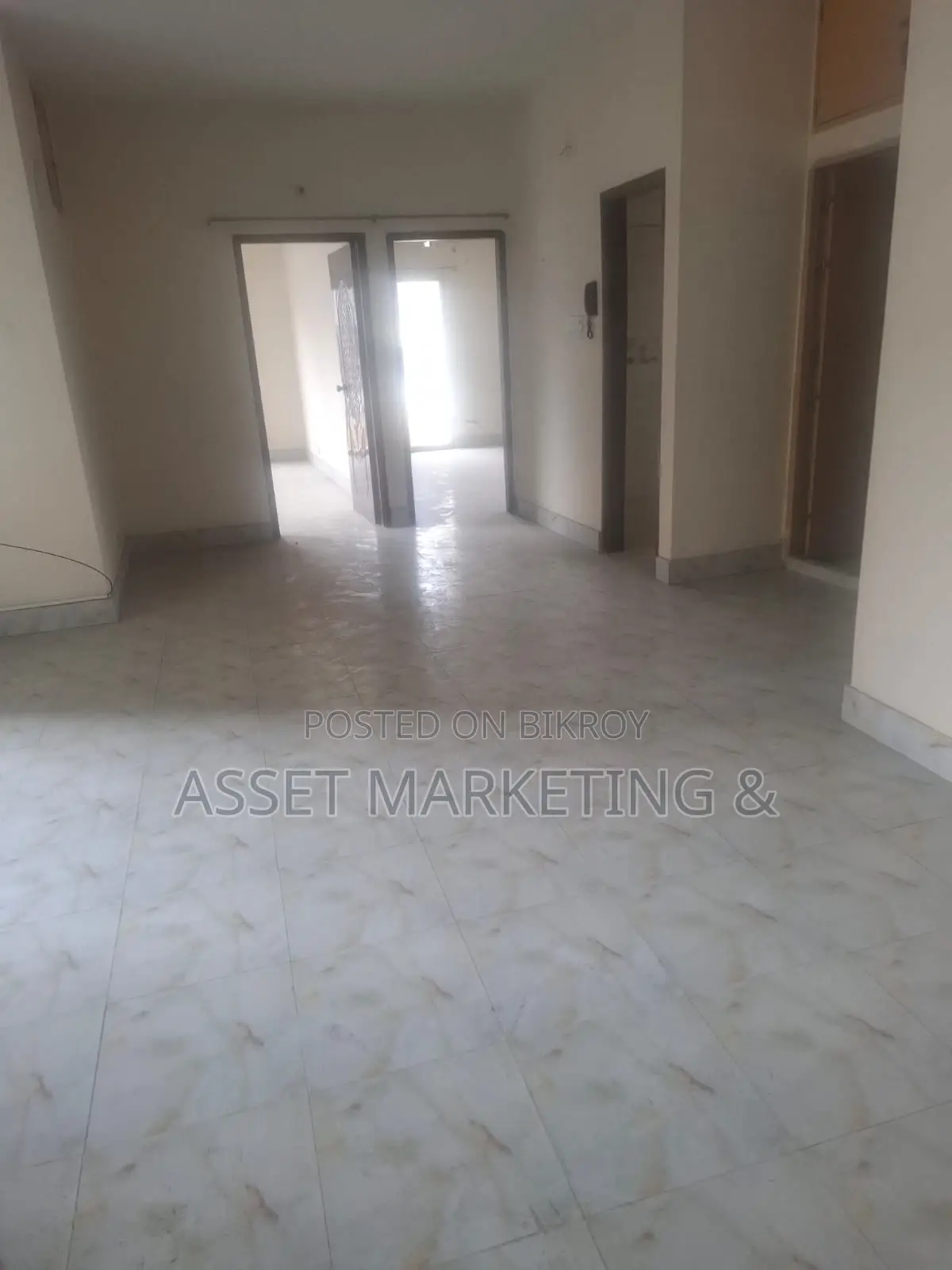 Used Apartment for Sale – West Dhanmondi 8/A, Dhaka in Dhanmondi