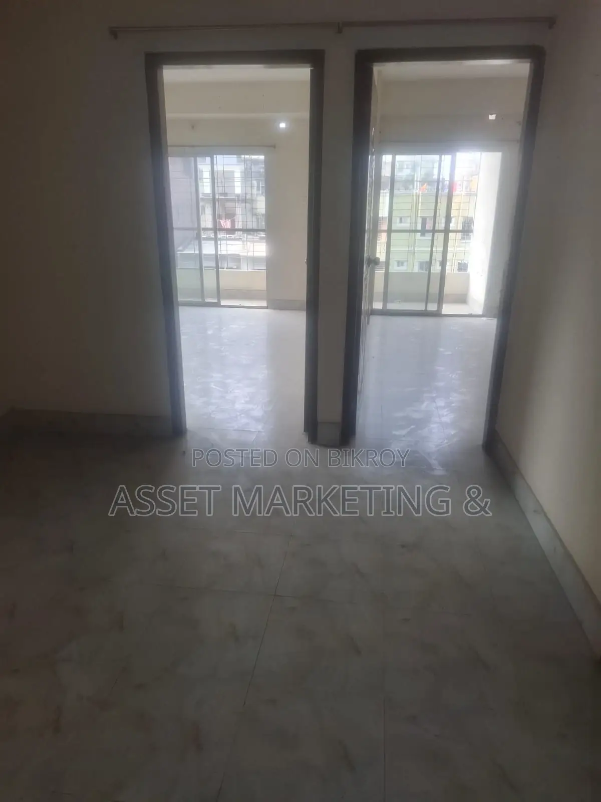 Used Apartment for Sale – West Dhanmondi 8/A, Dhaka in Dhanmondi