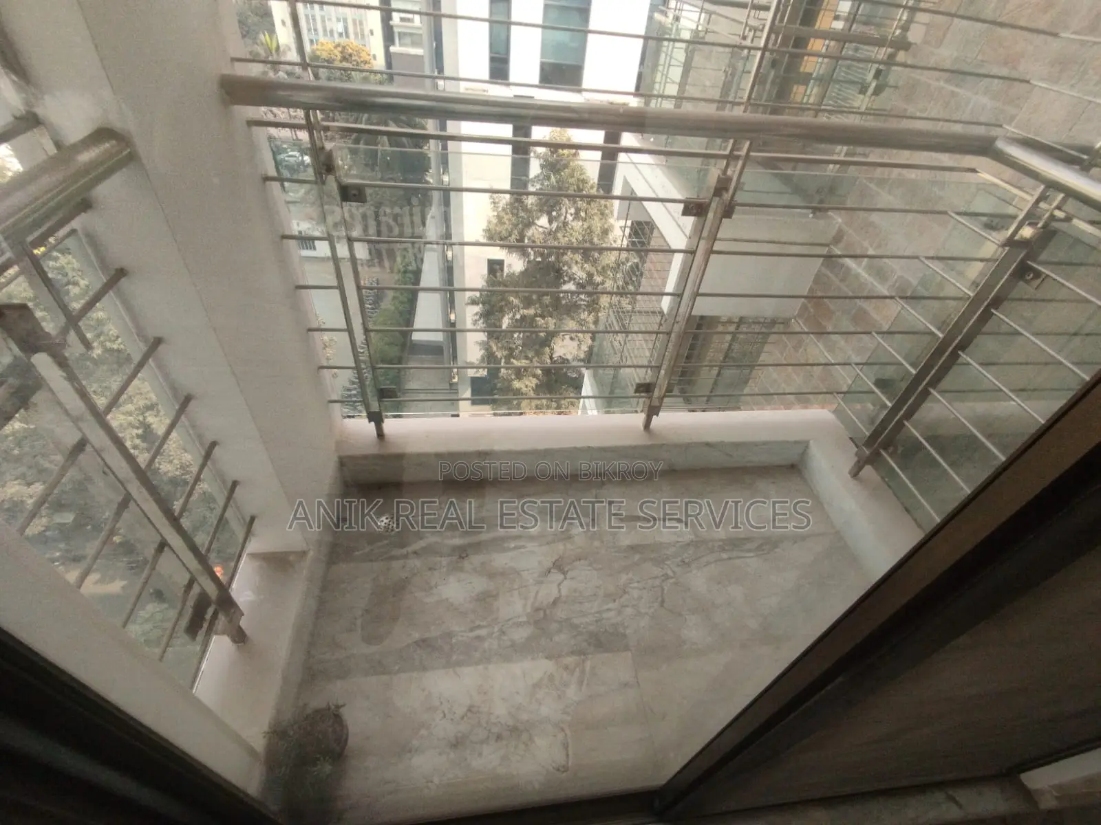 Good Quality 4 Bedroom Un Farnised Flat Rent At Gulshan in Gulshan