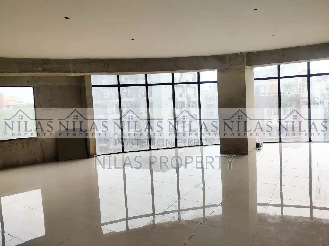 Modern 3690 sqft Space Ready for Rent in Dhanmondi. in Dhanmondi