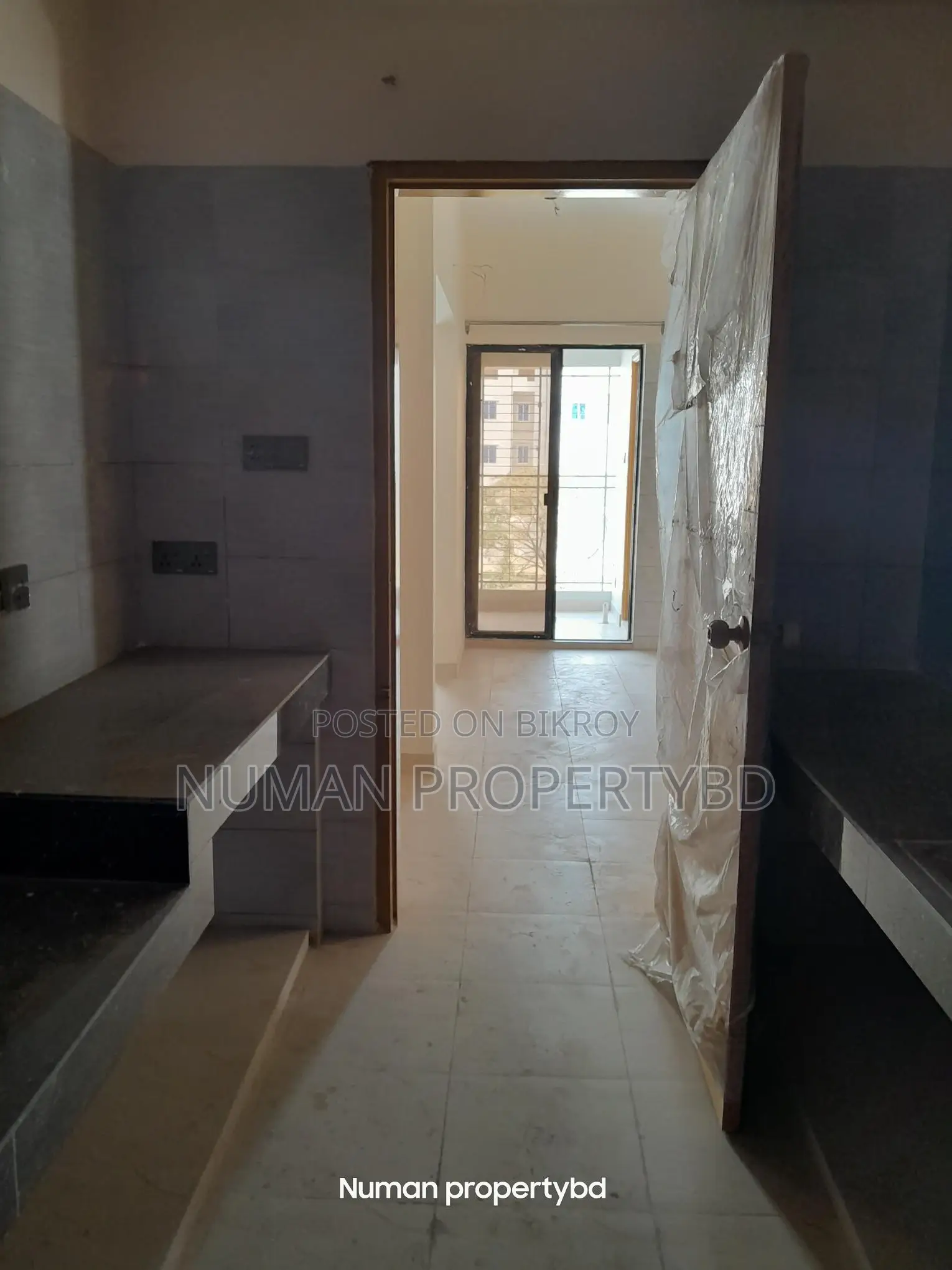 1400sq New Luxury Semi Furnished Flat Rent in Basundhara