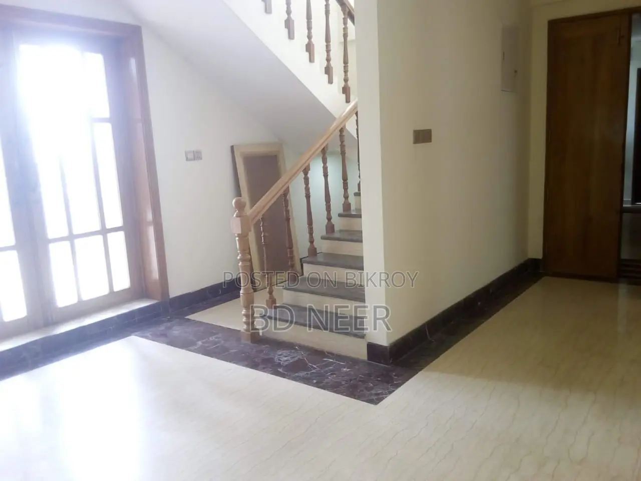Resident Building Duplex Flat Rent in Gulshan-2 in Gulshan