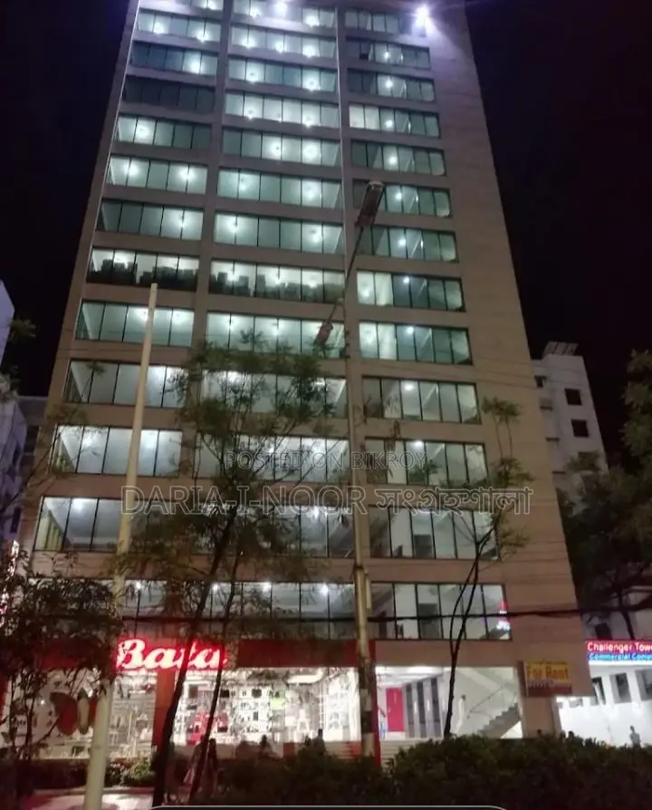 উত্তরায় সোনার গা জনপথে ১০ কাটা জমিতে Challenger Tower বিক্রি in Uttara
