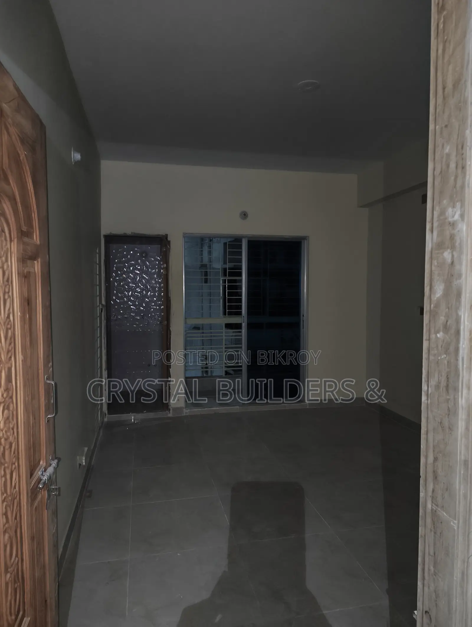 Ready flat for sale under the open sky at your address. in Banasree