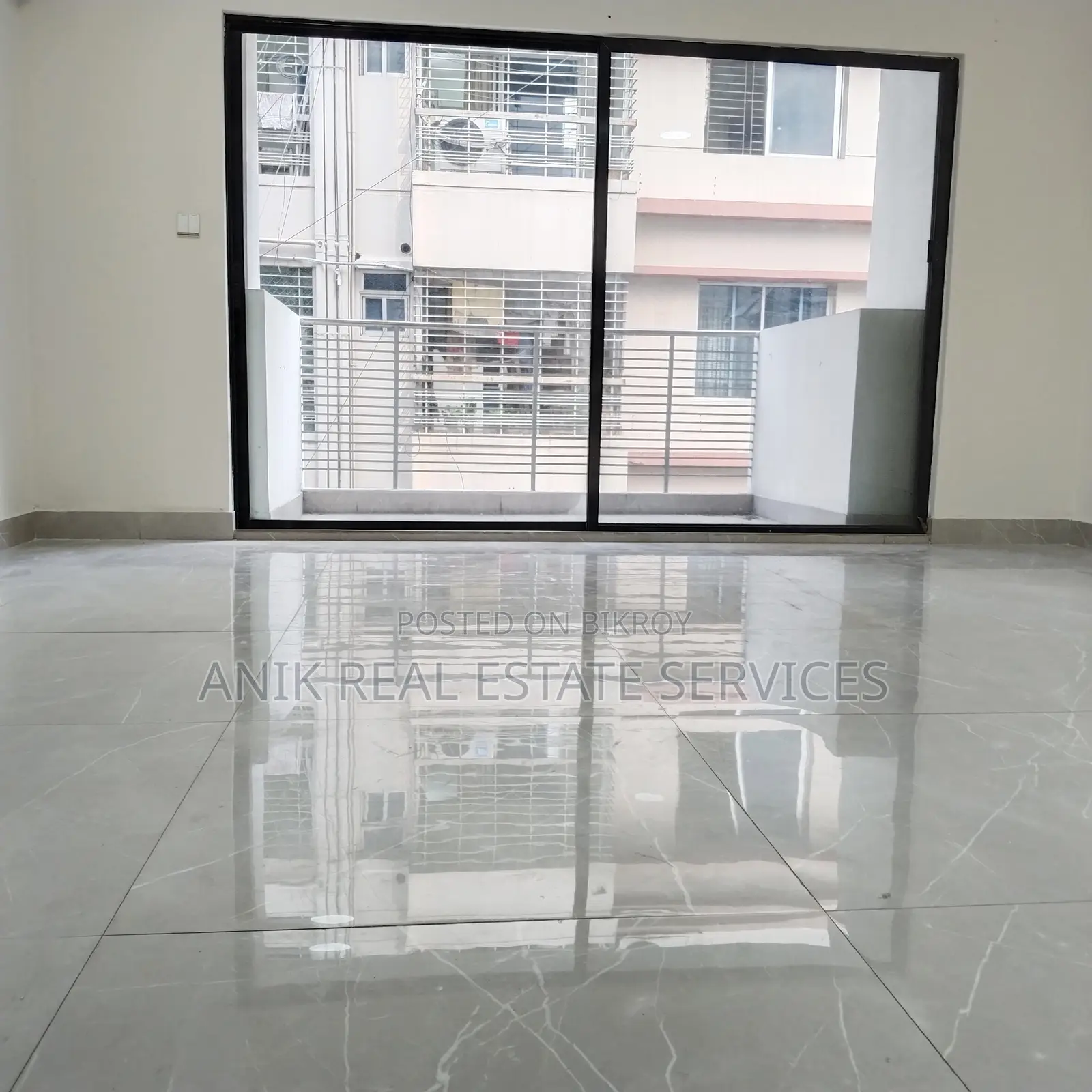 Modern Good Quality 2600 Sft Unfurnished Flat Rent At Gulshan 1 in Gulshan