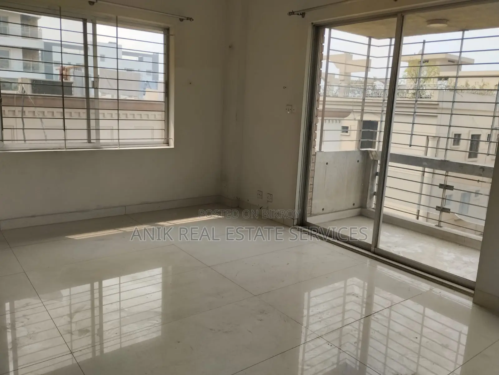 Good Quality 4 Bedroom Flat Rent At Banani in Banani