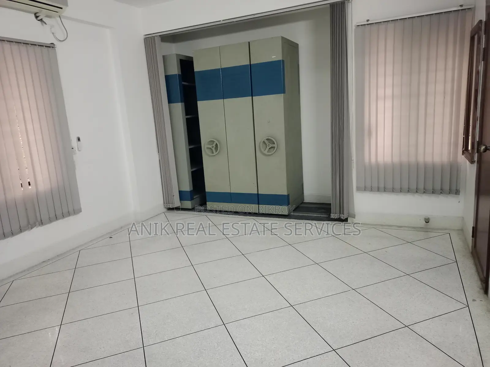 2200 Sft Semi Furnished Office Space Rent At Gulshan in Gulshan