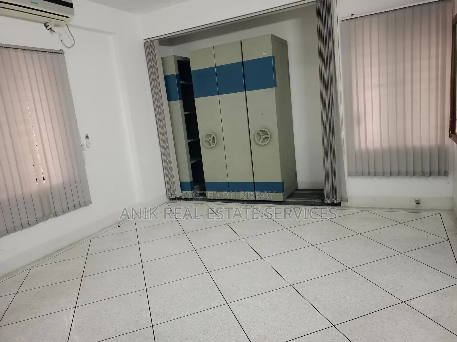 2200 Sft Semi Furnished Office Space Rent At Gulshan in Gulshan