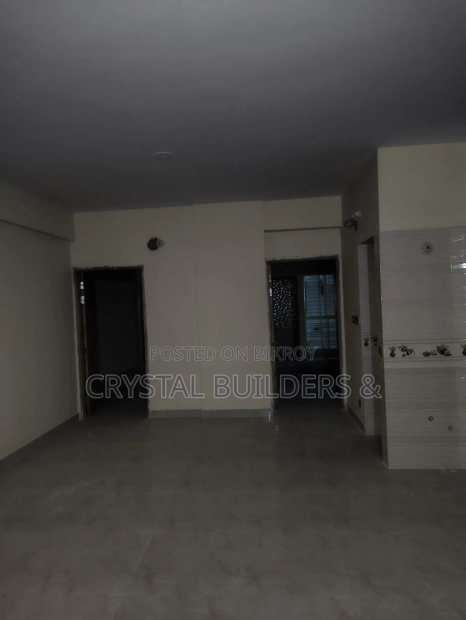 Buy Ready Plot From Banasree. Apartment Sale in Banasree