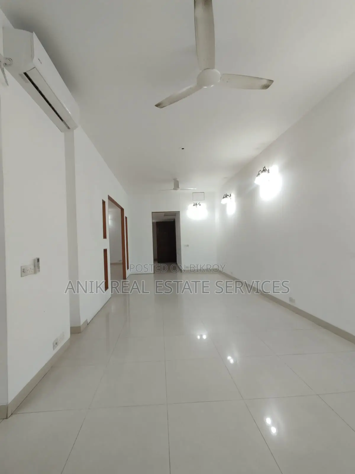 Good Quality Semi Furnished Flat Rent At Baridhara in Baridhara