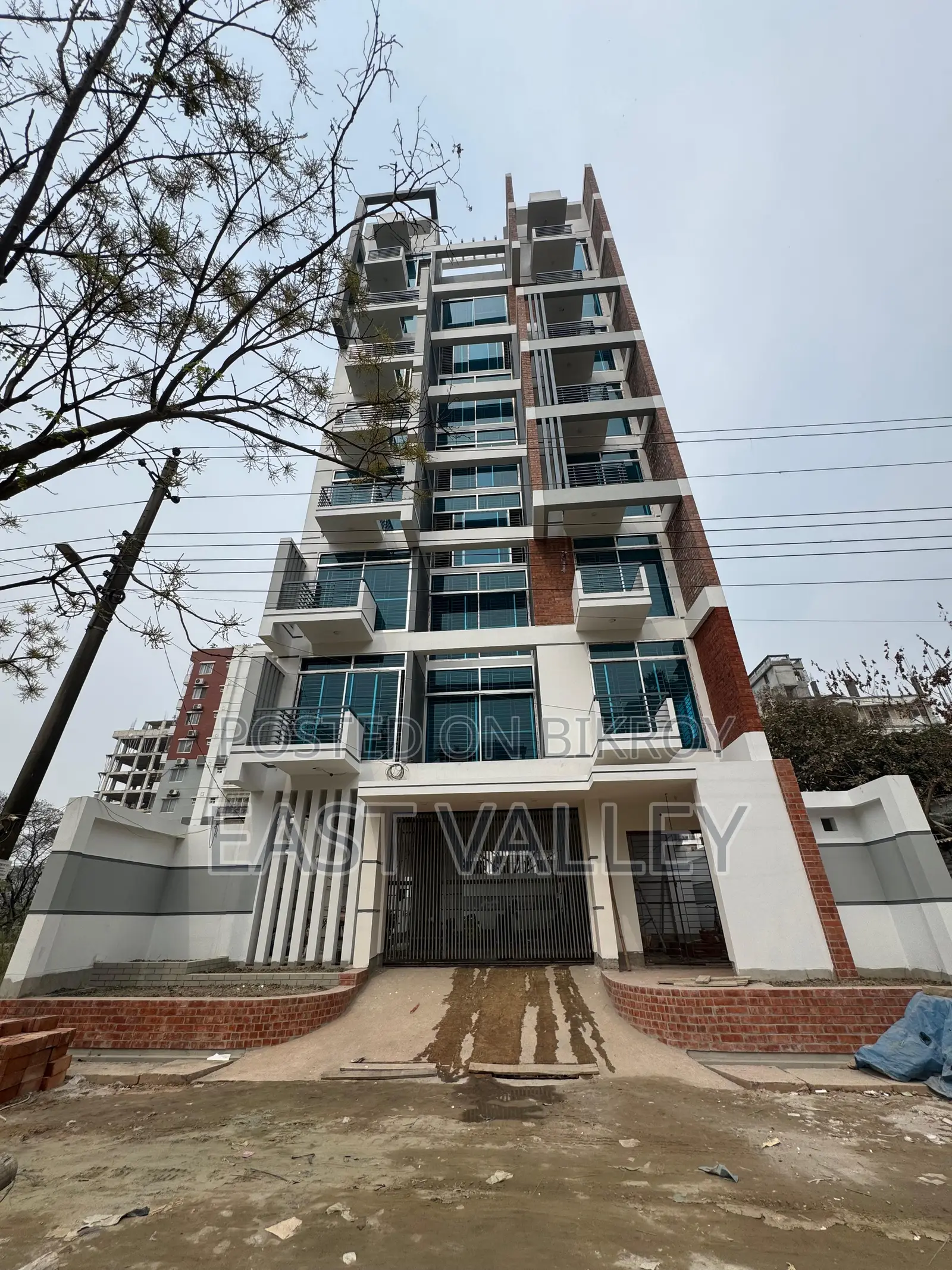 1500 sqft almost ready flat for sale in Bashundhara R/A in Basundhara
