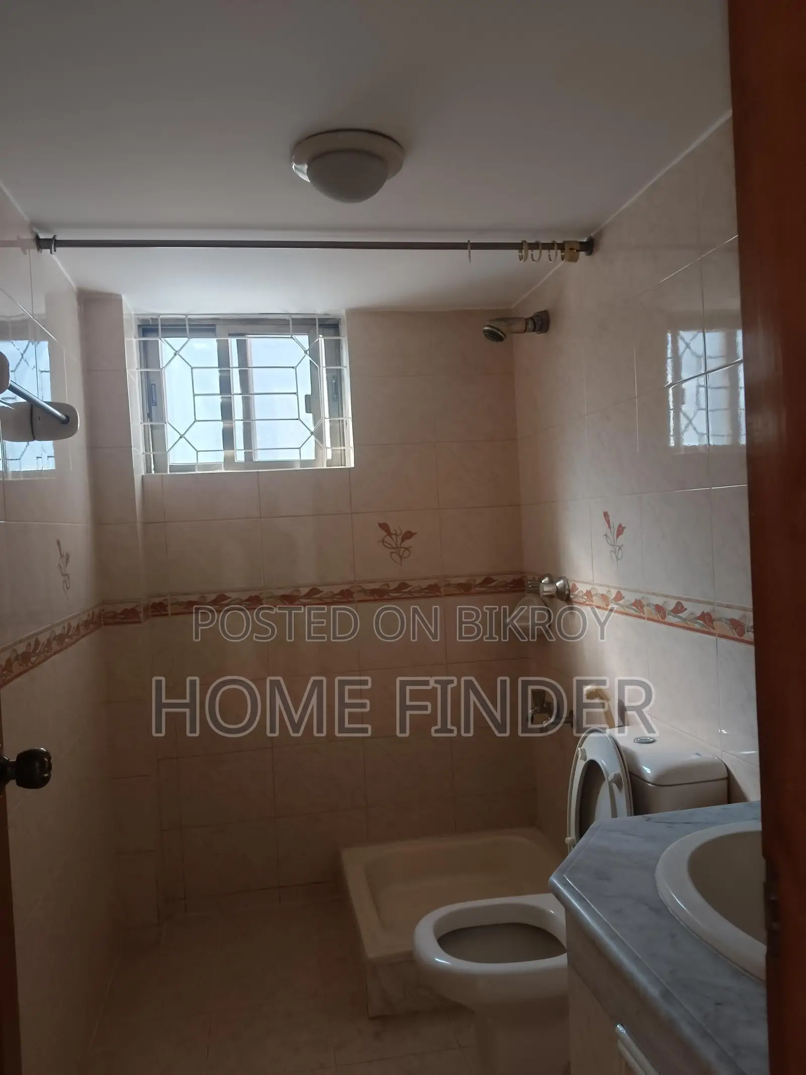 4 Bed 3200 Sqft Un-furnished Apartment For Rent In North Gulshan in Gulshan