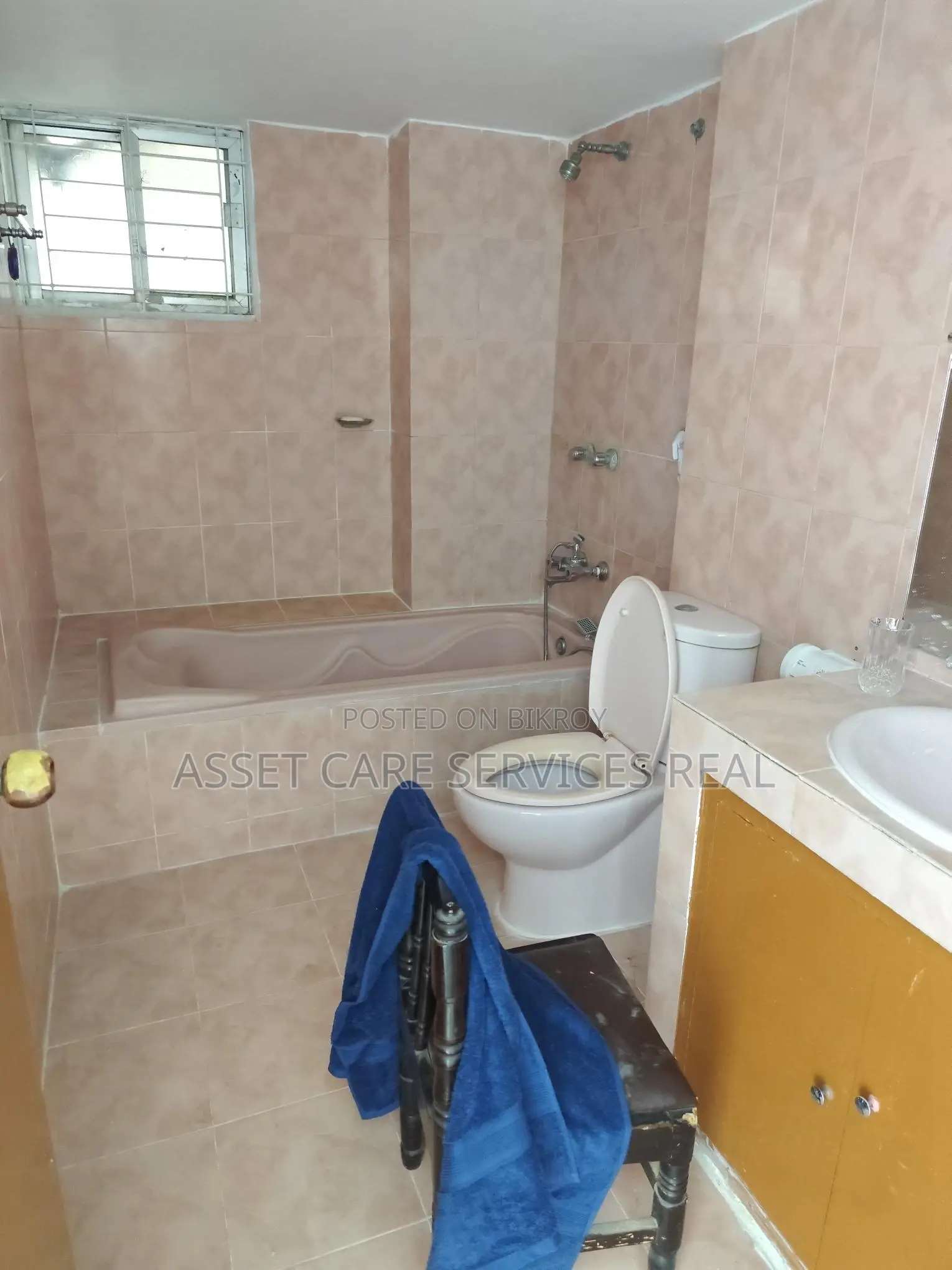 North Gulshan 4-Bedroom Fully-Furnished Apartment for Rent in Gulshan
