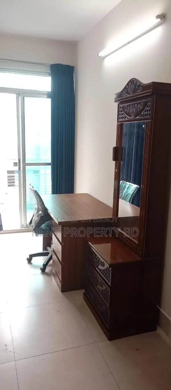 1700 Sft Bashundhara Fully Furnished Apartment for Rent in Basundhara