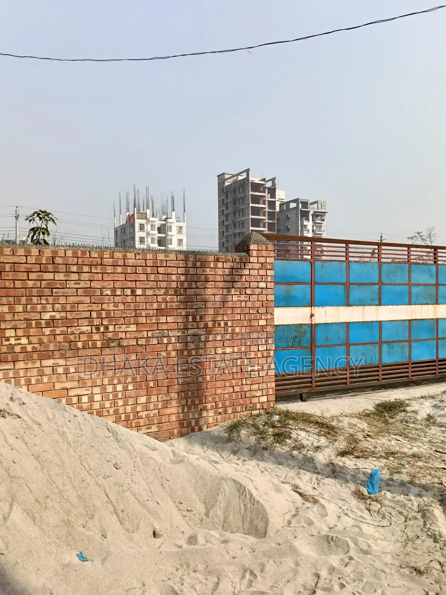 Block I-ext, 12 Katha, 3-Sided Road Access (South/North/East) in Basundhara