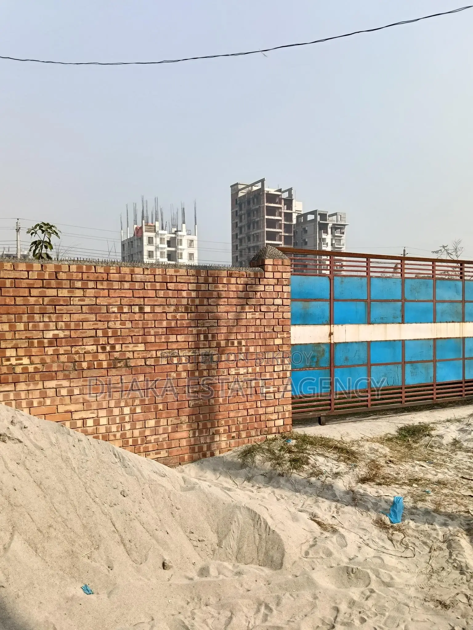 Block I-ext, 12 Katha, 3-Sided Road Access (South/North/East) in Basundhara