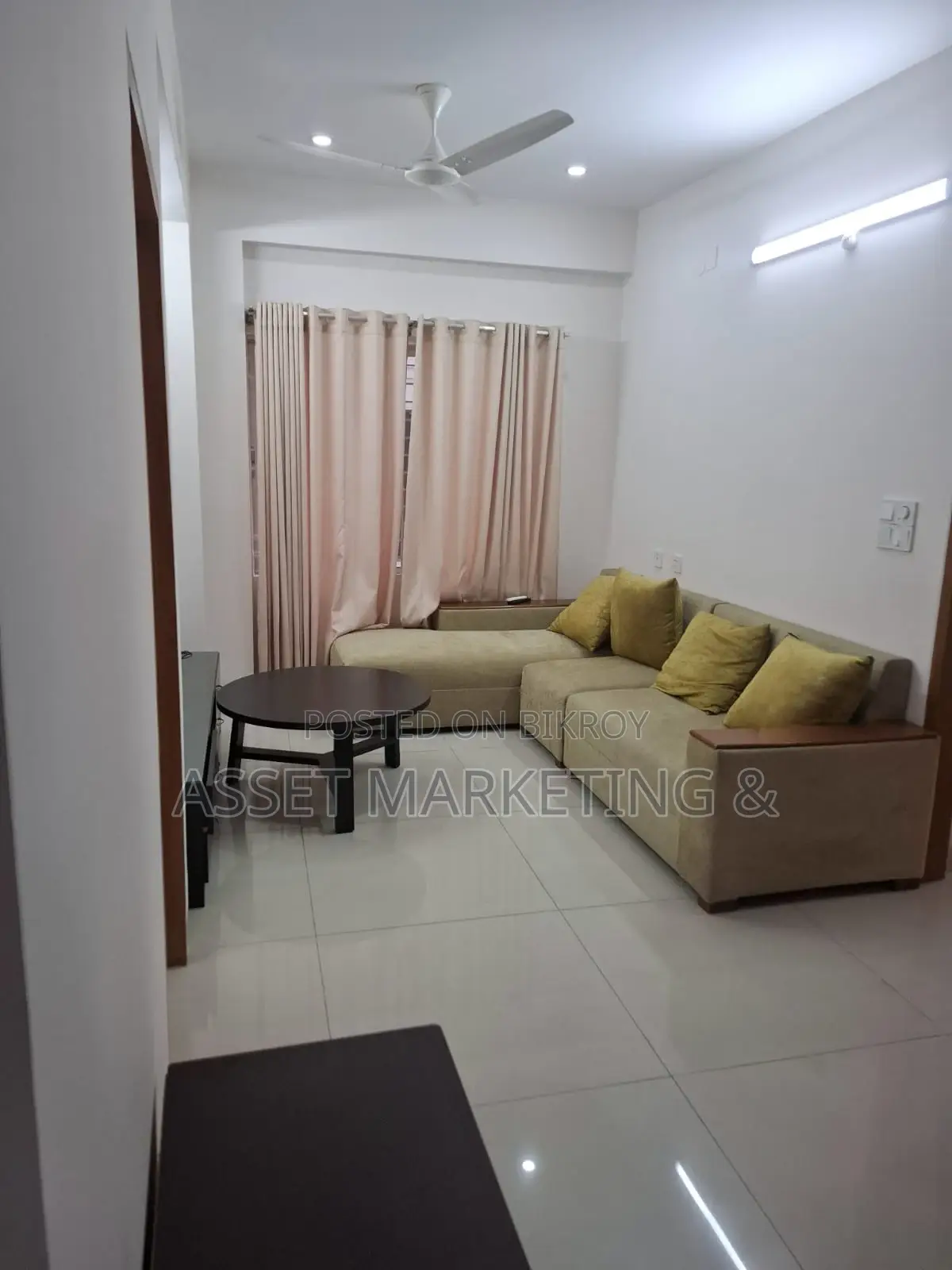 Used Apartment For Sale – Baridhara Diplomatic Zone in Baridhara