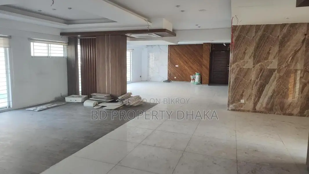 3000 Sqft Nice Open Commercial property rent in Banani in Banani