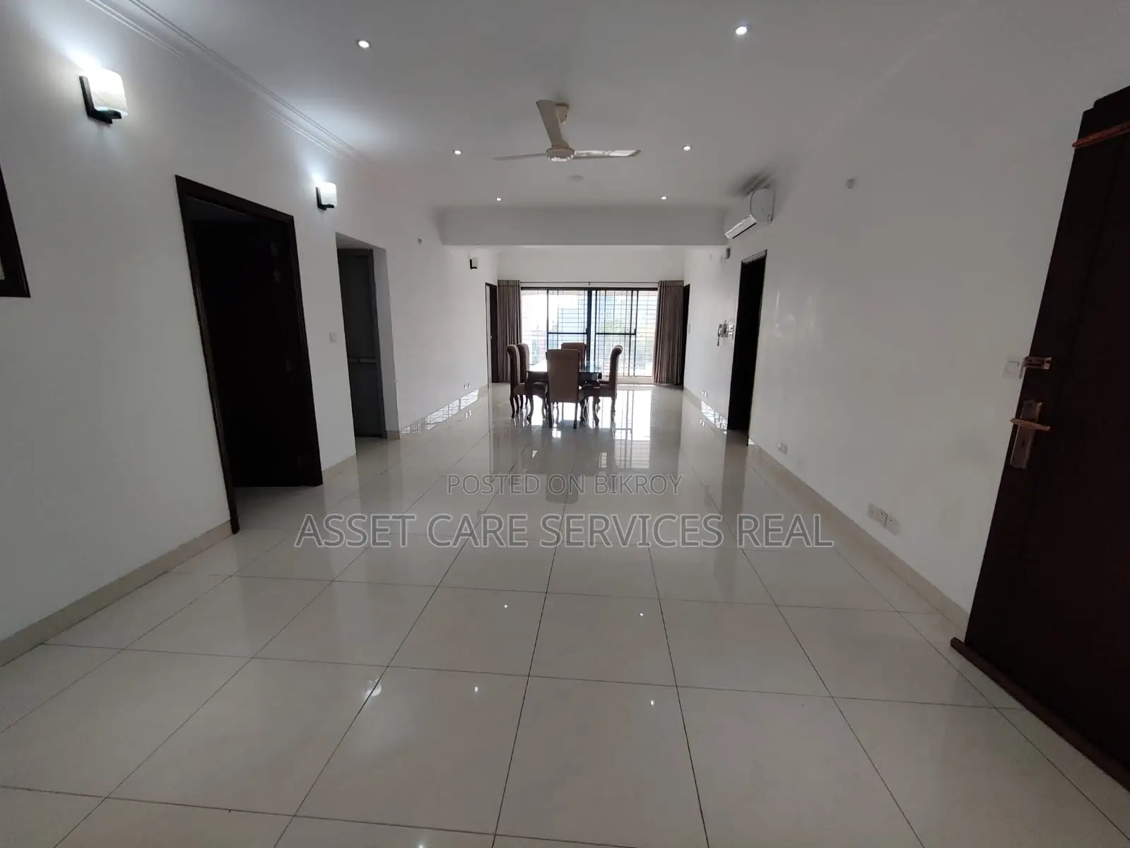 Fully-Furnished Gym-Pool Facilities 4-Bed Apartment for Rent in Gulshan in Gulshan