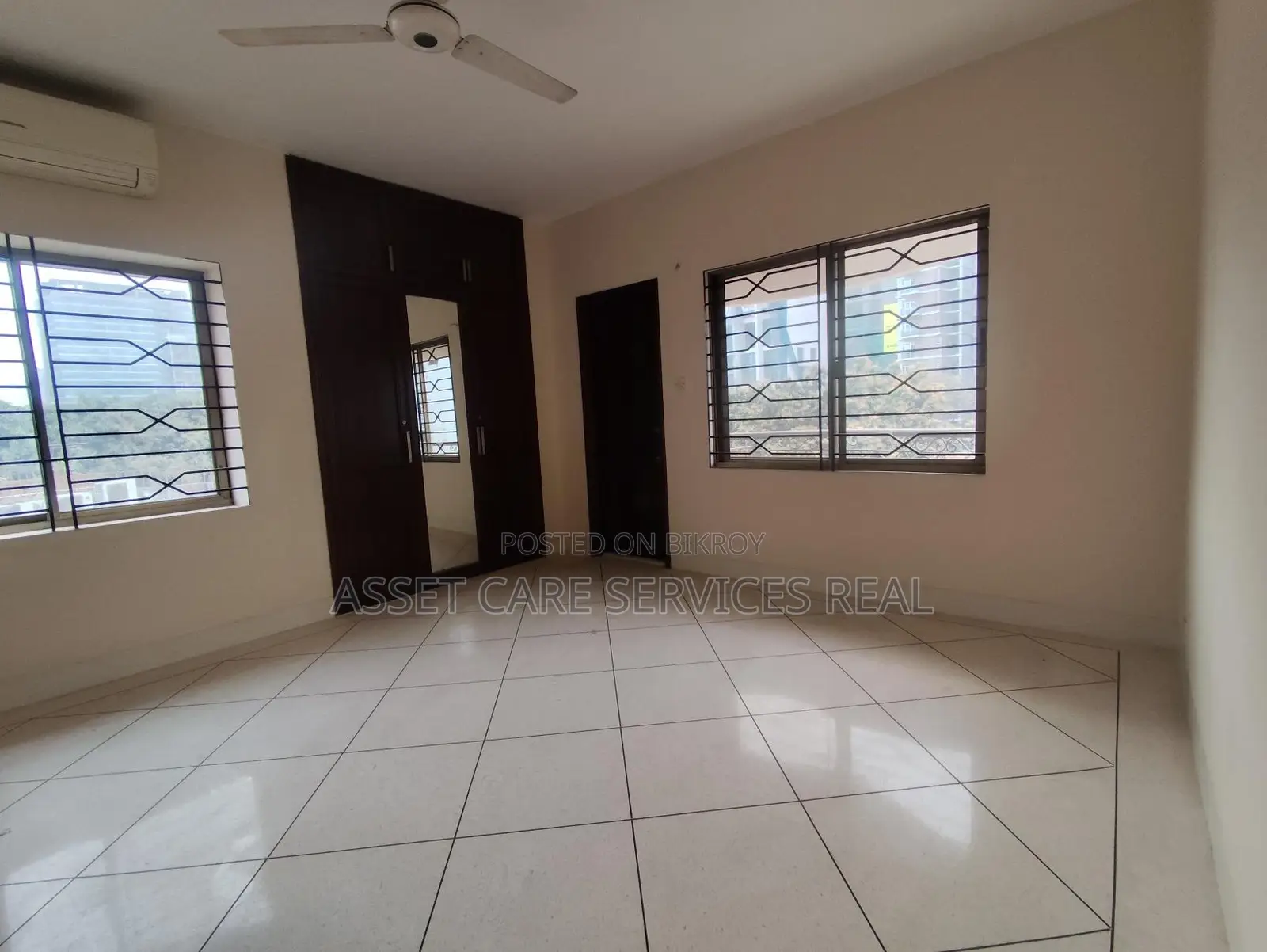 3000-Sqft 4-Bedroom Semi-Furnished Apartment for Rent in North Gulshan in Gulshan