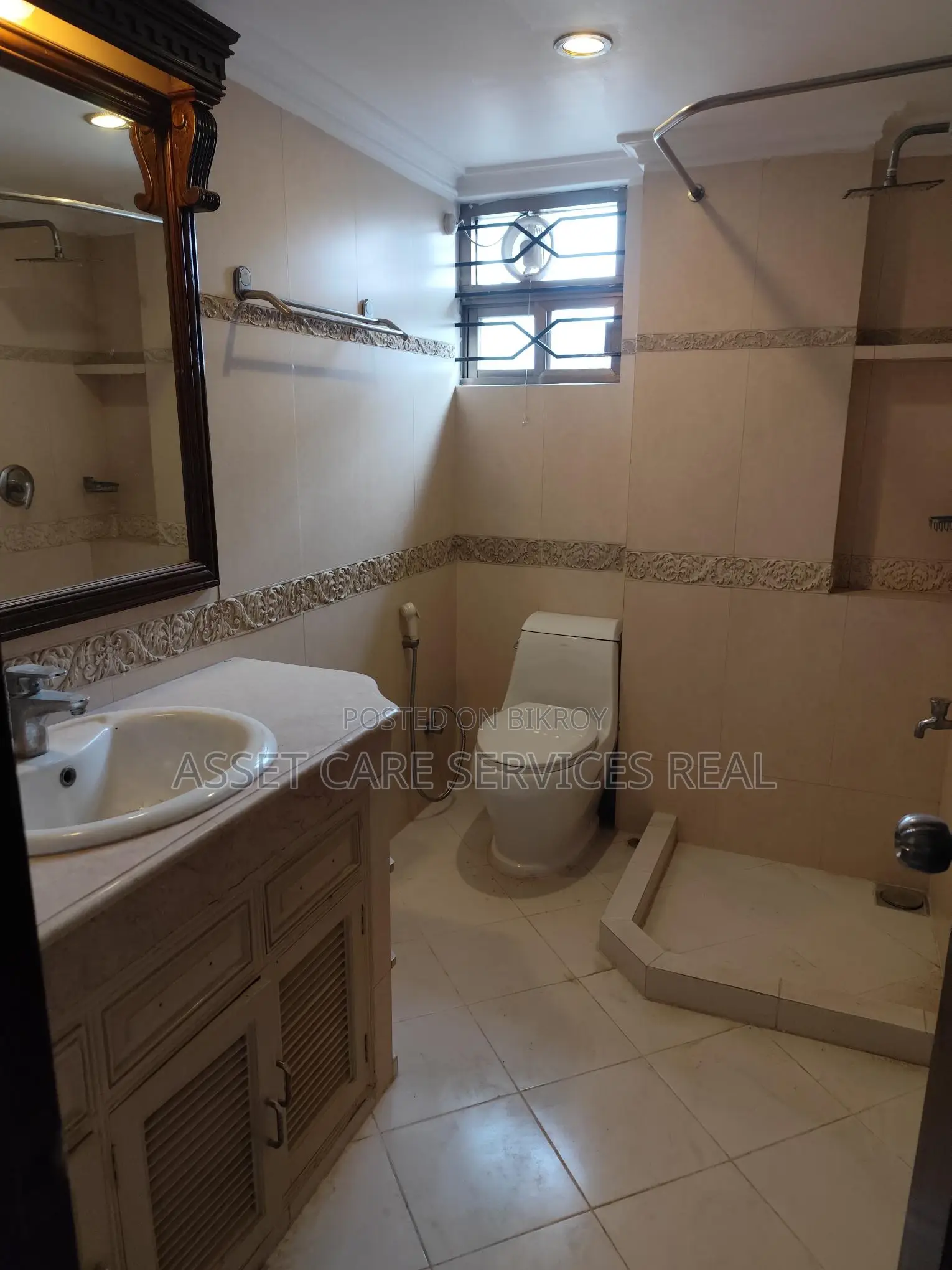 3000-Sqft 4-Bedroom Semi-Furnished Apartment for Rent in North Gulshan in Gulshan