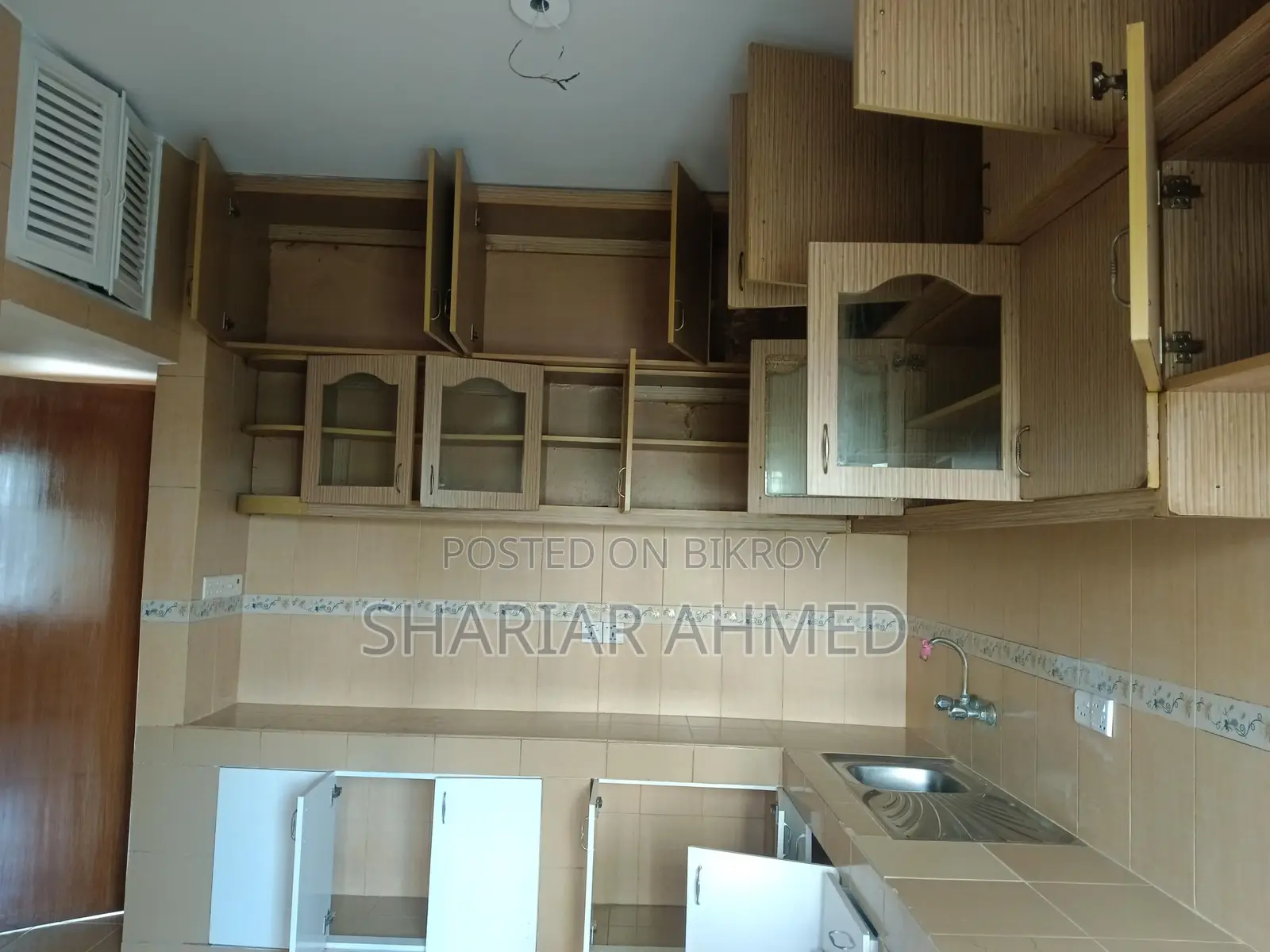 4 Bed 3050 Sqft Un-Furnished Apartment Available For Rent At Gulshan in Gulshan