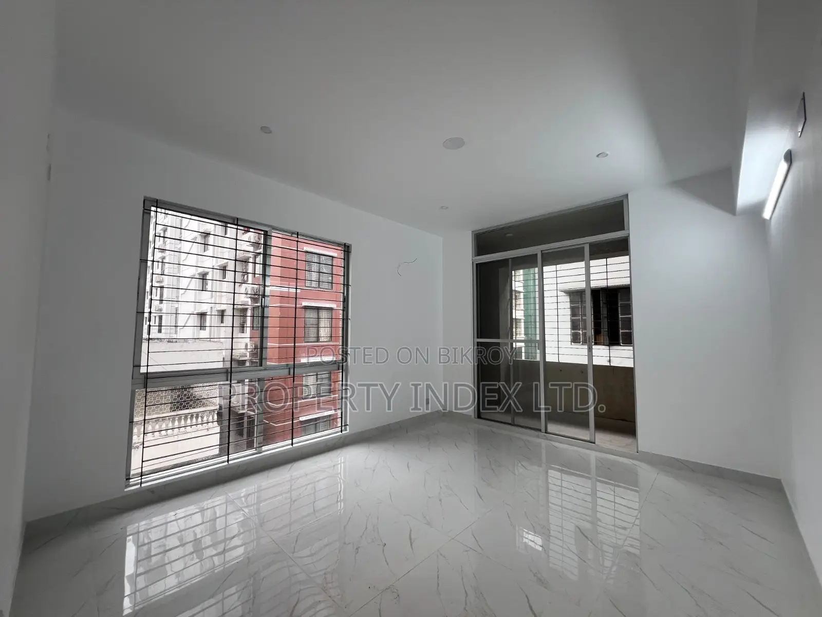 2133 Sqft North-East Corner Apartment for Sale in Sector 4 in Basundhara