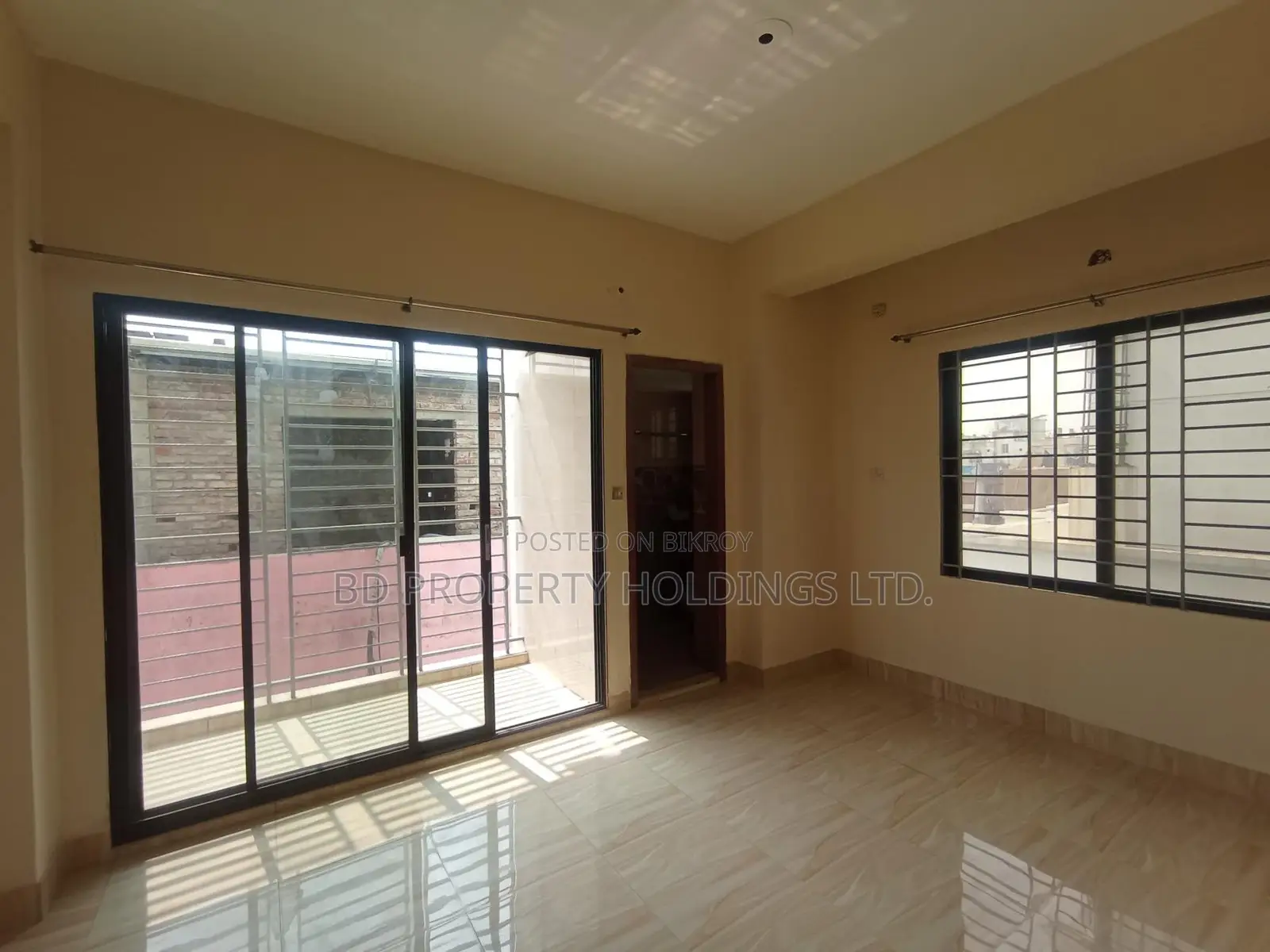 1600 Sqft Luxurious Ready Apartment For Rent In Uttara in Basundhara