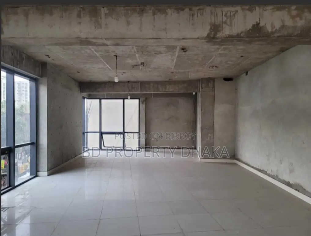 7000 Sqft Brand new building open Commercial space rent in Gulshan in Gulshan