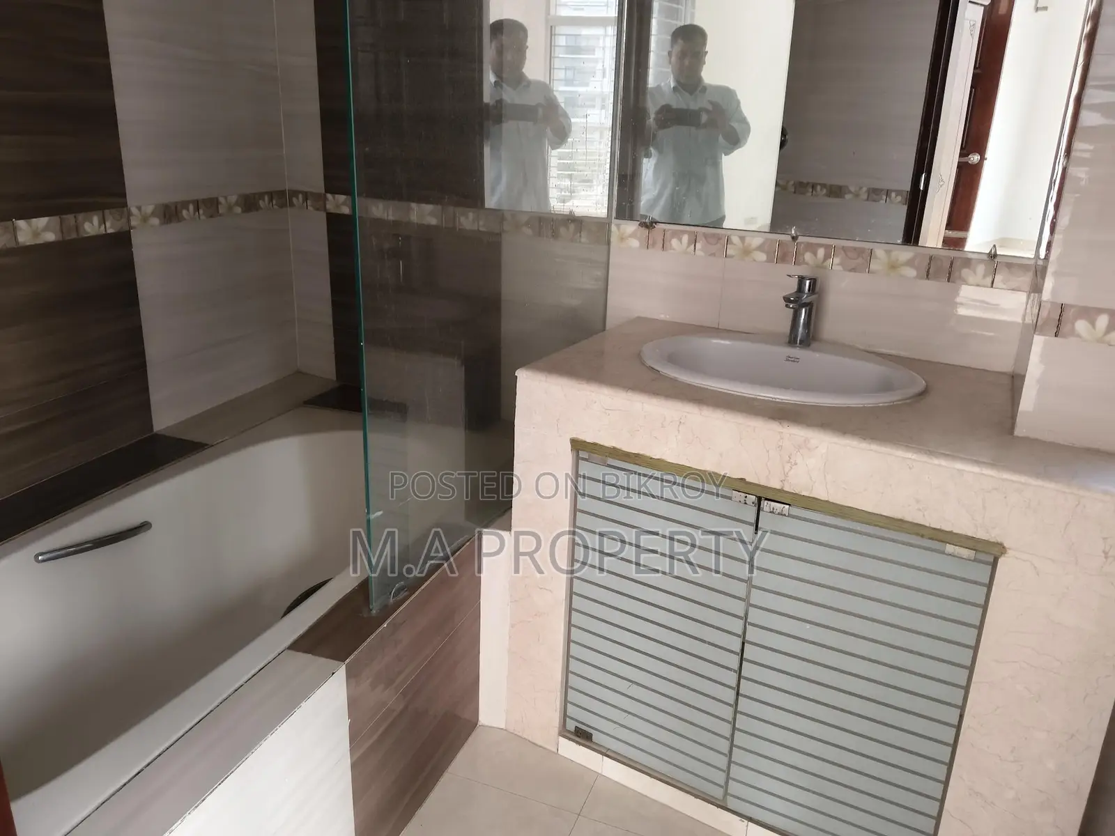 Duplex 5500 Sqft 4-Bedroom Apartment Rent Gulshan North in Gulshan