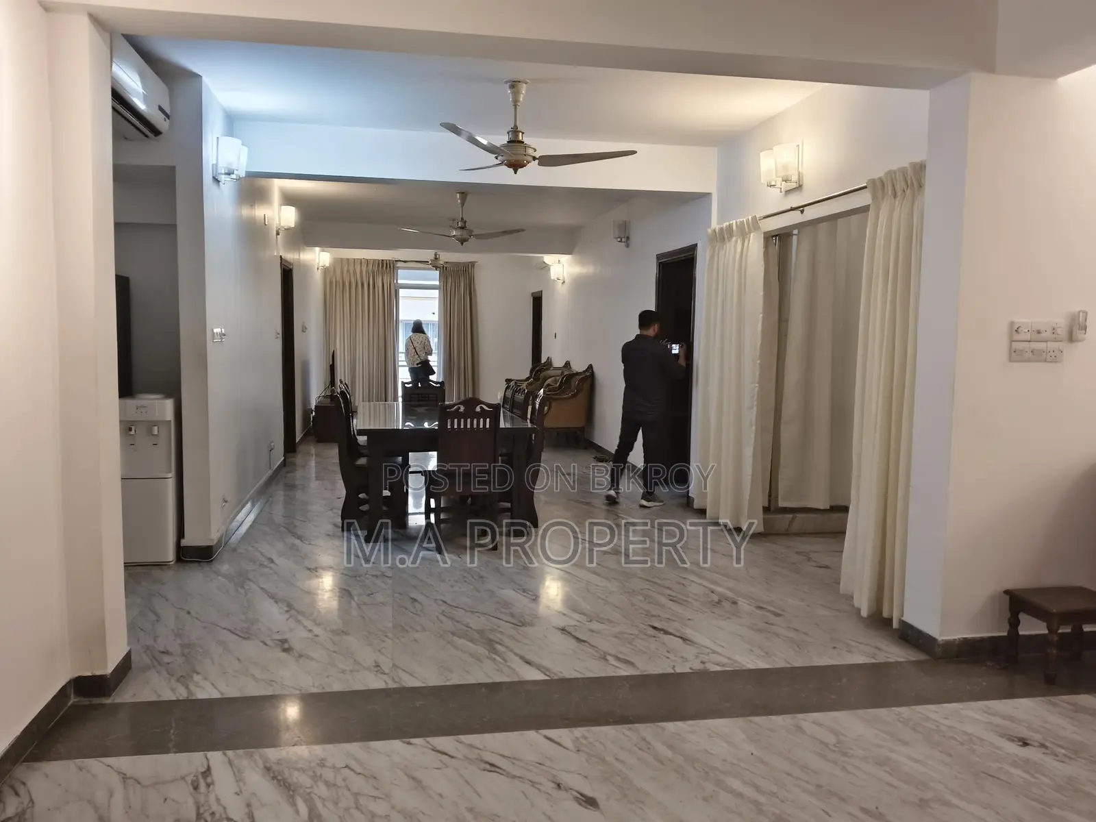 Fully furnish 3-Bedroom Apartment 1850 sqft Rent Gulshan-2 in Gulshan