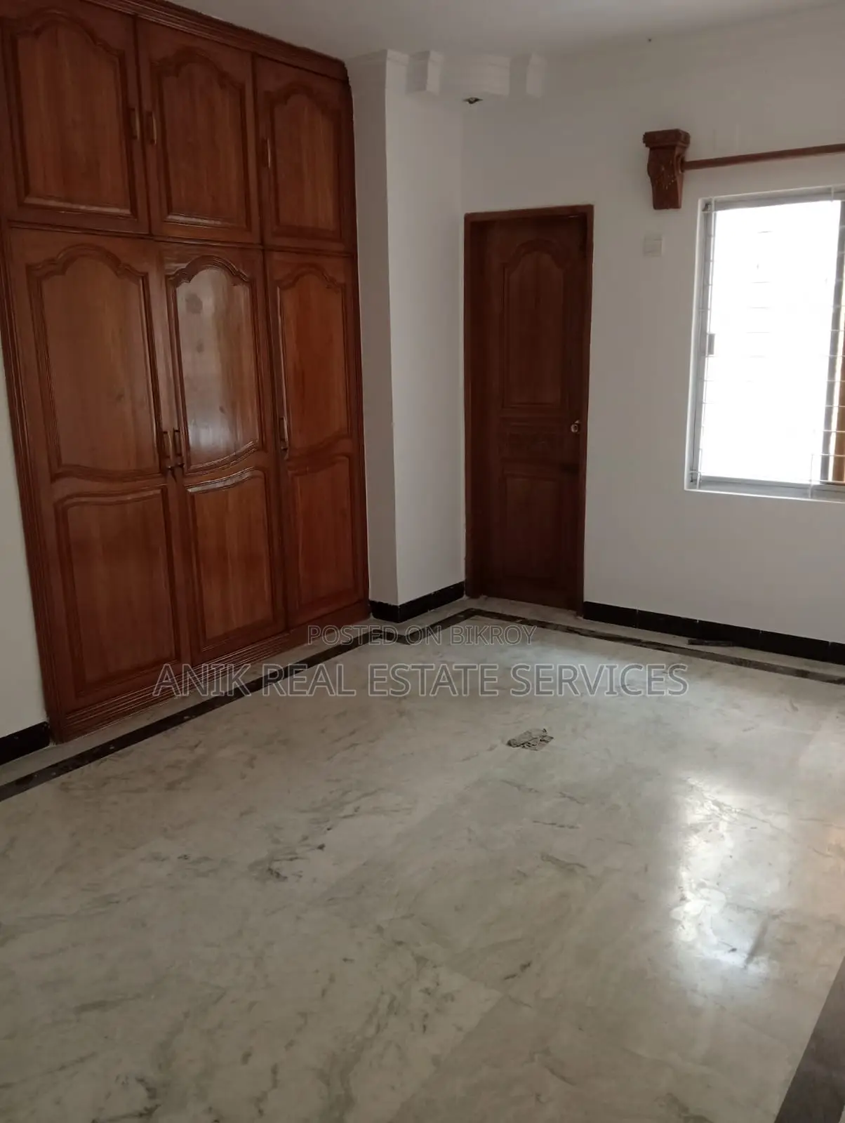 Good Quality 3 Bedroom Un Farnised Flat Rent At Gulshan 2 in Gulshan