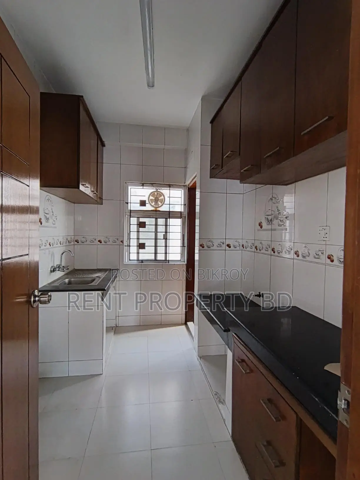 Banani 2200 Sft Nice Apartment Rent in Banani