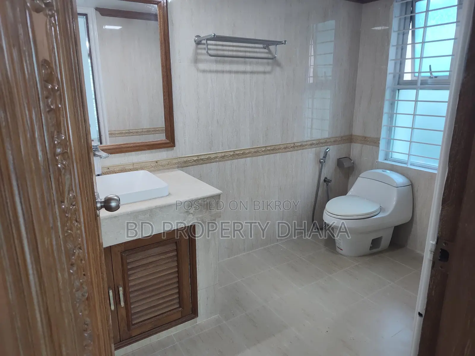 3800 SQFT New Building 5 Room Office Space Rent in Banani in Banani