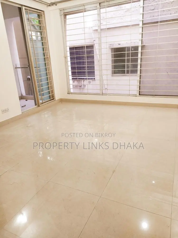 Unfurnished flat for Rent in Gulshan in Gulshan