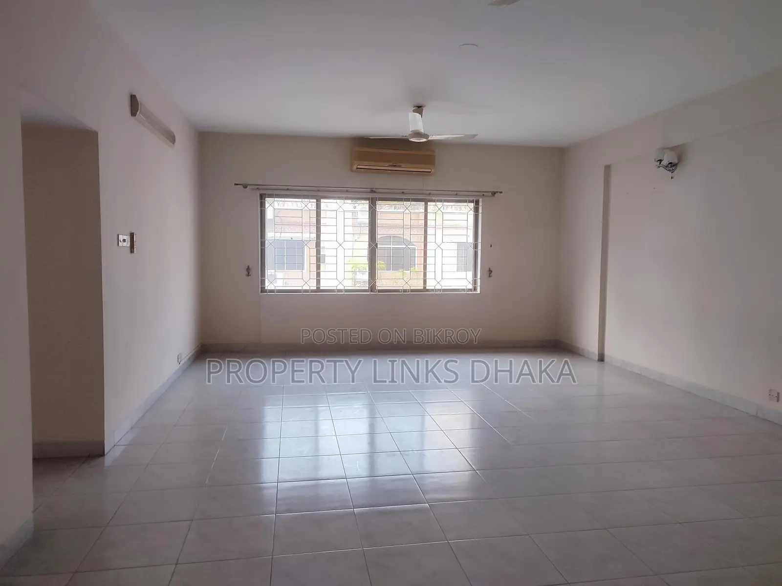Park View Luxurious Semi Furnished Flat at North Gulshan in Gulshan