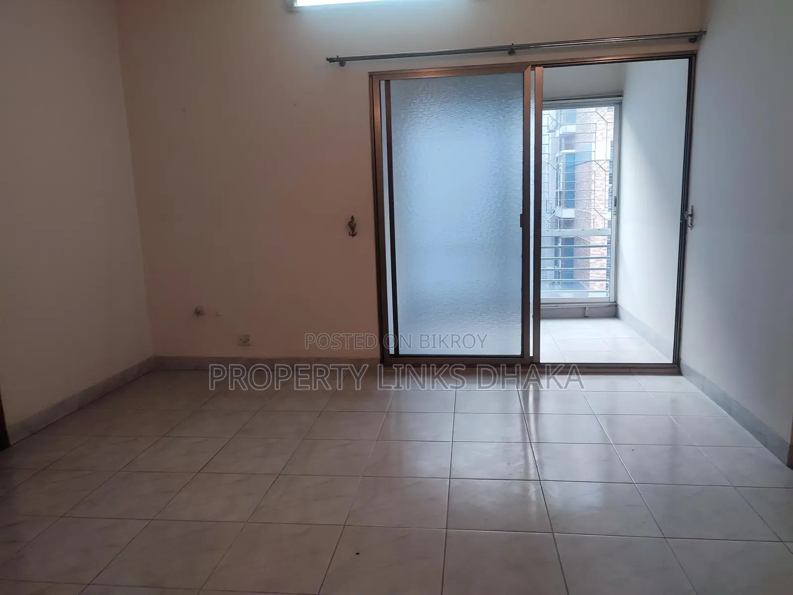 Park View Luxurious Semi Furnished Flat at North Gulshan in Gulshan