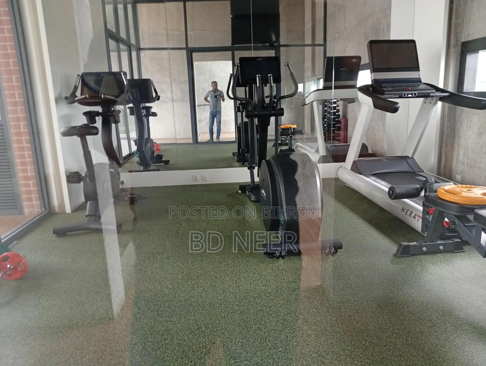 Duplex 8500 SqFt Gym Swimming pool 4 Bed Flat Rent in Gulshan-2 North in Gulshan