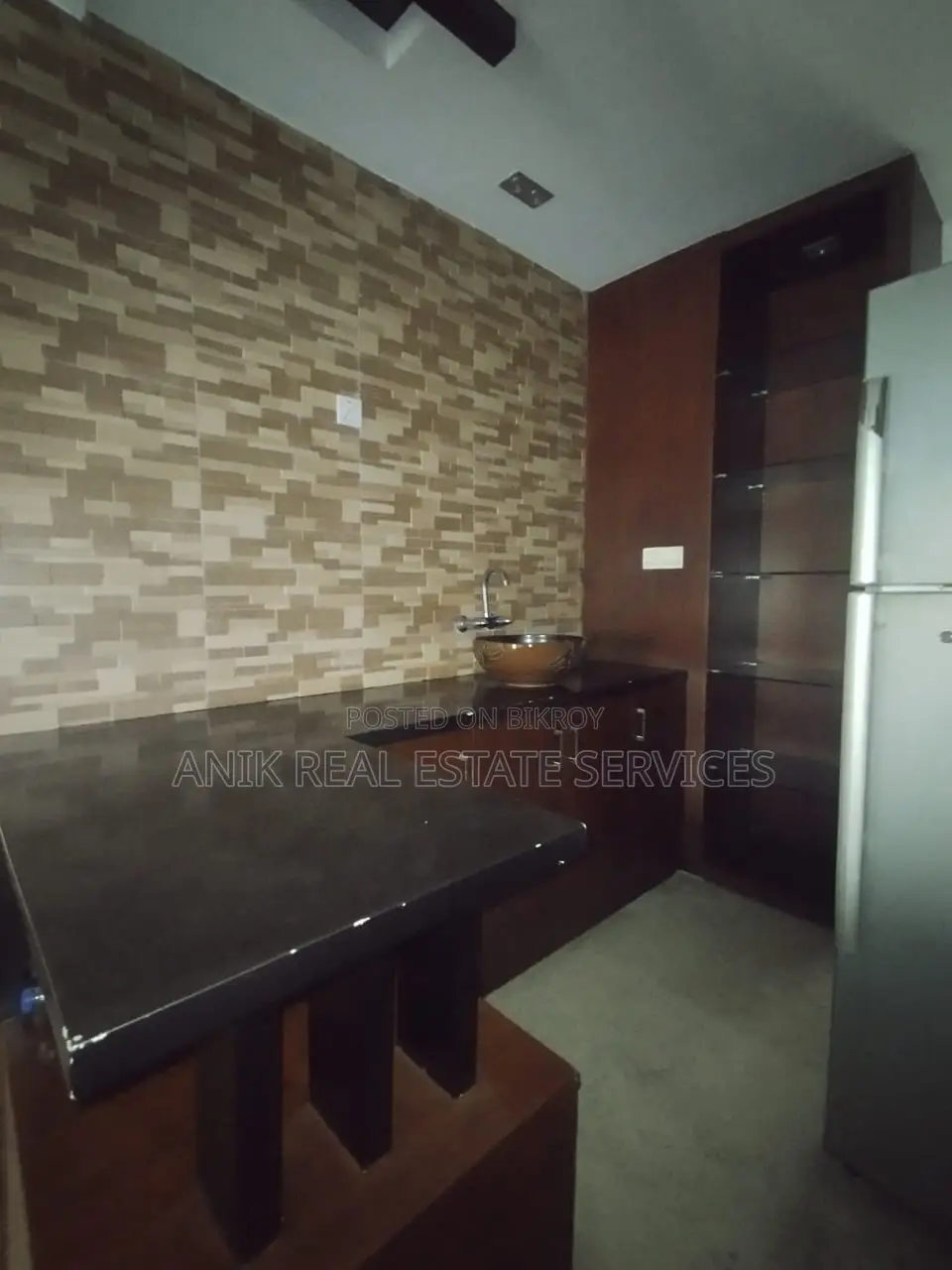 Duplex Good Quality 5000 Sft Full Farnised Flat Rent At Banani in Banani