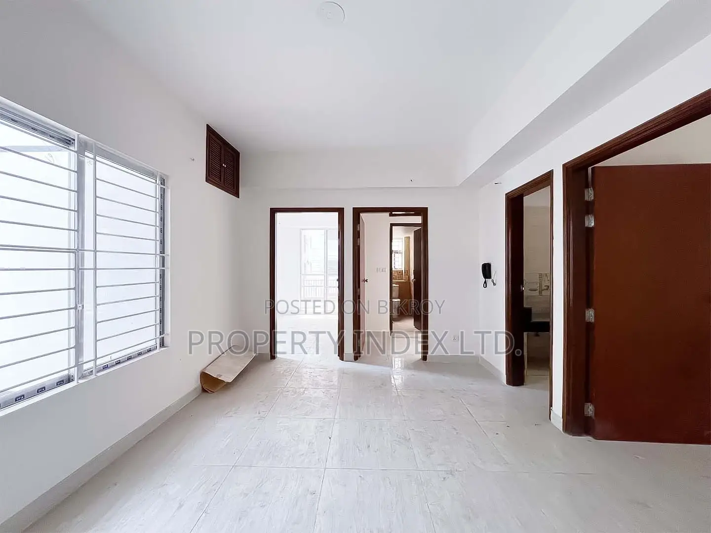 Ready Apartment For Sale! 1400 Sqft Flat At Bashundhara H Block in Basundhara
