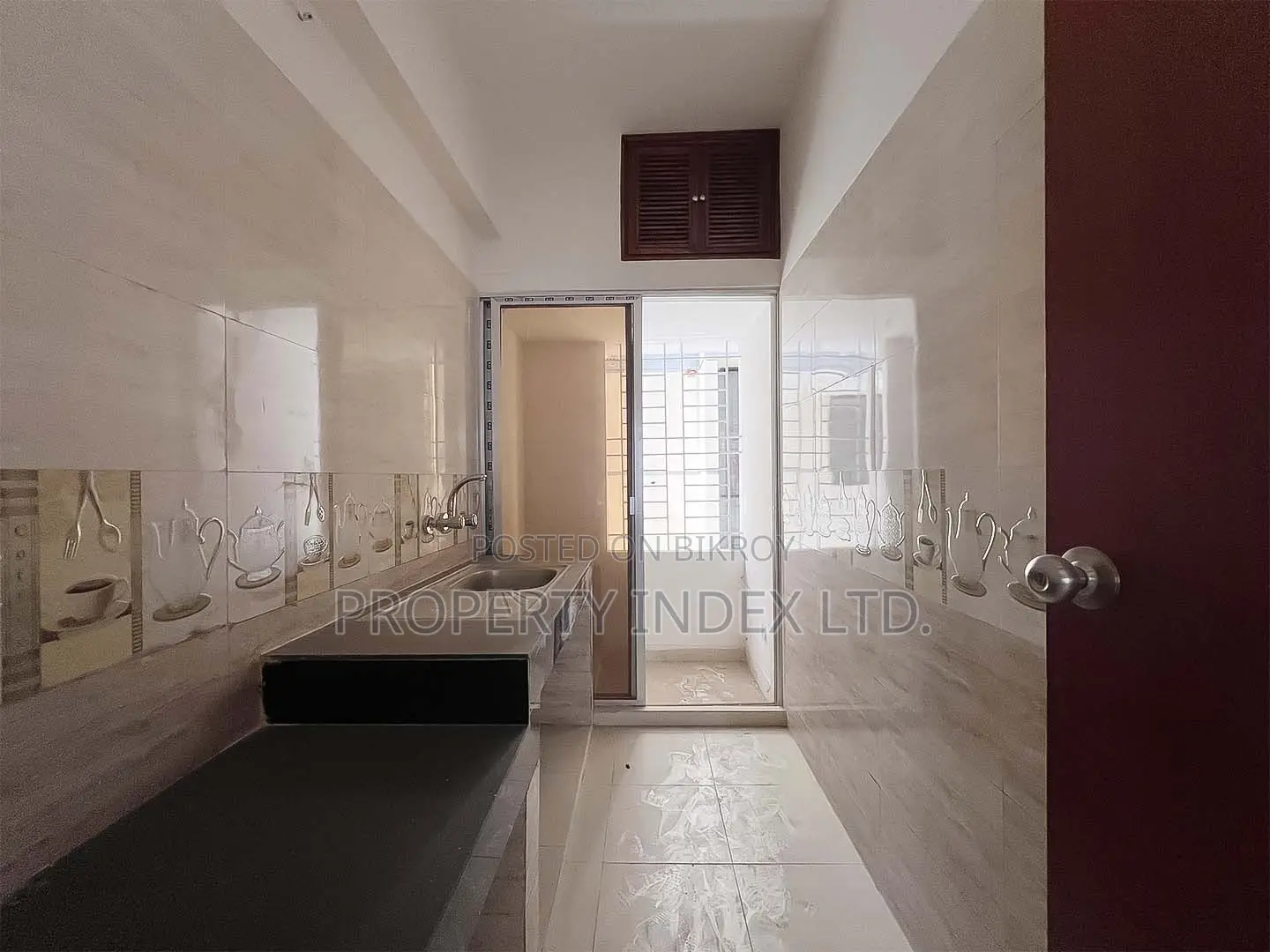 Ready Apartment For Sale! 1400 Sqft Flat At Bashundhara H Block in Basundhara