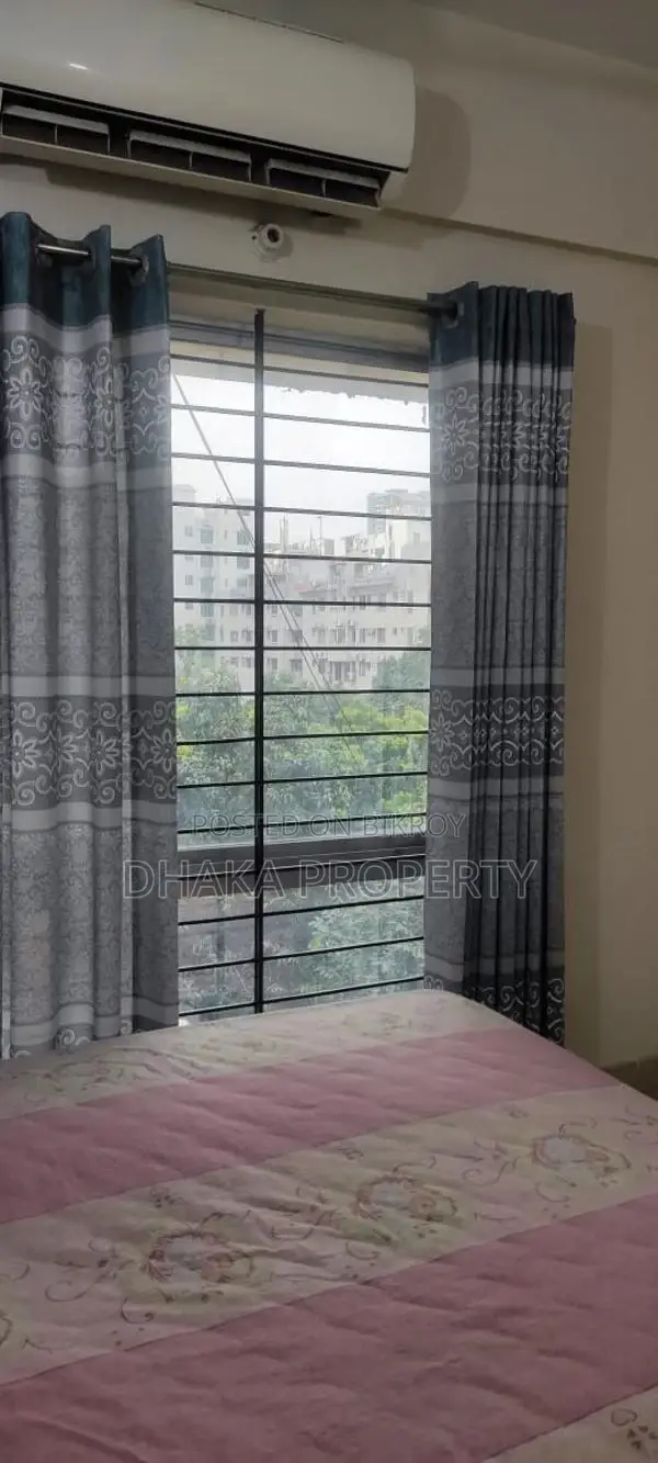 EXCELLENT FURNISHED FLAT RENT IN GULSHAN 1 in Gulshan