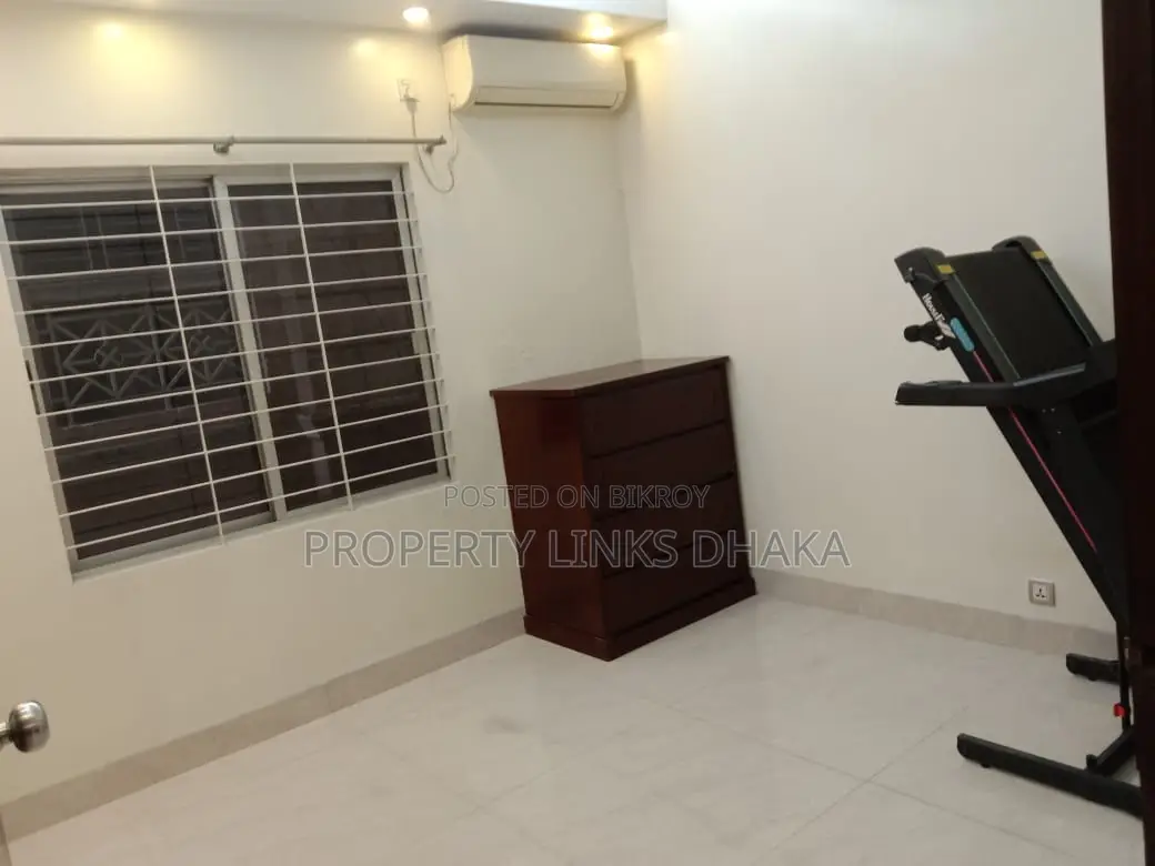 Furnished Apartment Near Youth Club Park in Gulshan-2 in Gulshan