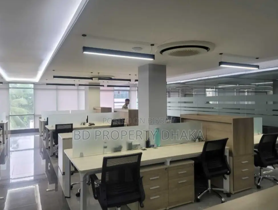 4500 Sqft Furnished Open Commercial property rent in Gulshan Avenue in Gulshan