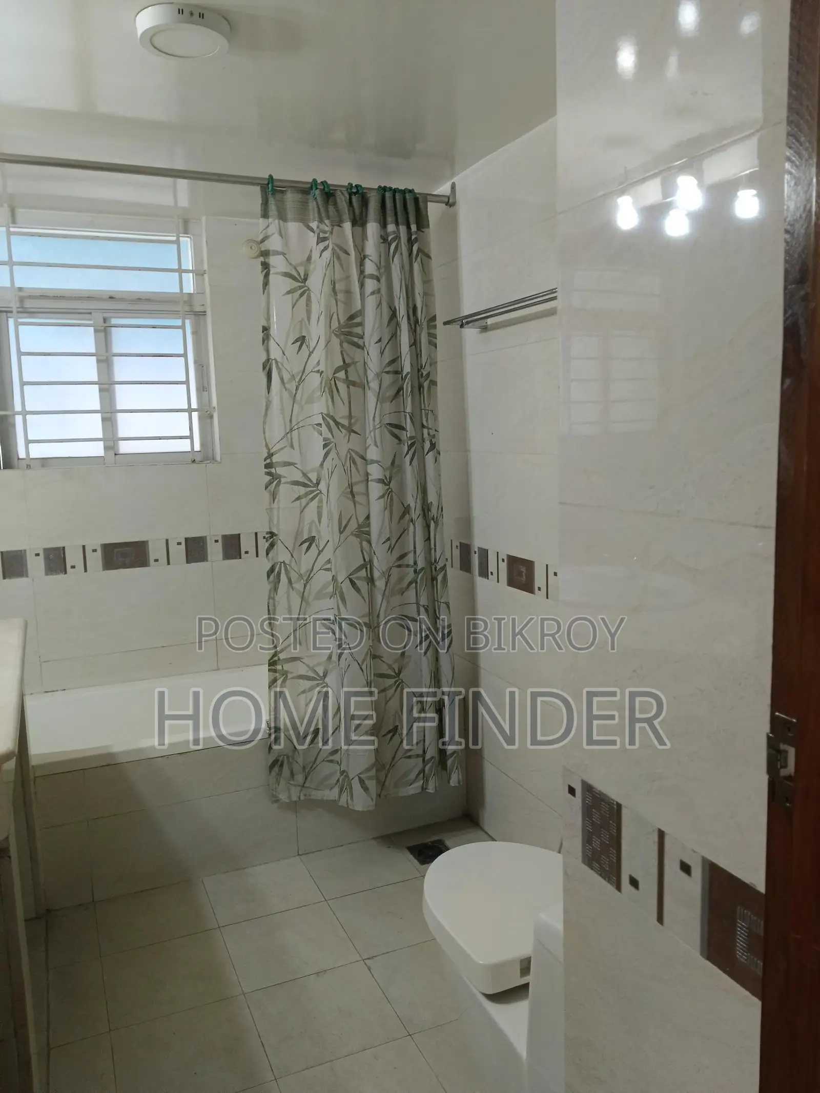 2550 Sqft Un-Furnished Apartment For Rent In Gulshan in Gulshan