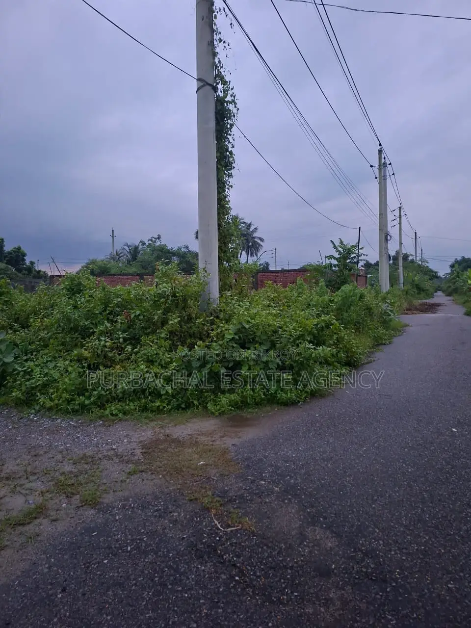 Near 300ft, South-West Corner, 5 Katha Plot In Sec#2 in Purbachal