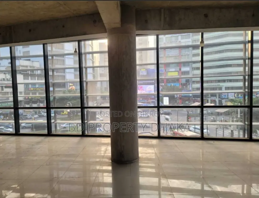 4500 sqft Shop/Showroom/Bank for rent in Gulshan Avenue in Gulshan