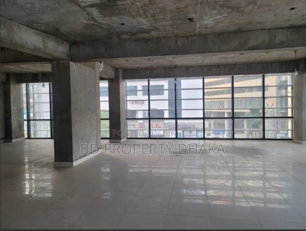 4500 sqft Shop/Showroom/Bank for rent in Gulshan Avenue in Gulshan